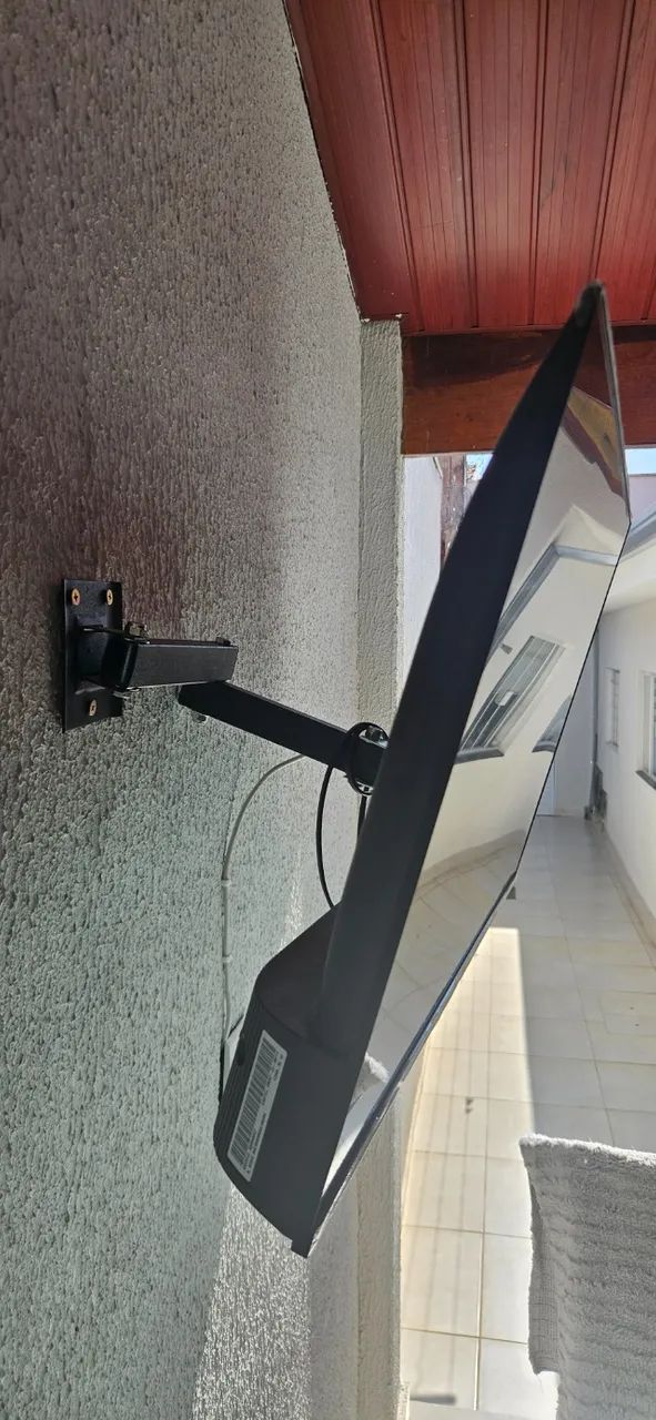 Smart TV TCL 32 - Aceito Tablet Samsung - Foto 4