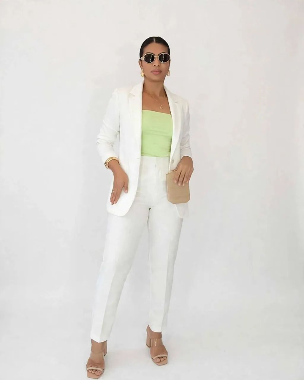 Blusa sem alça veste até 44 - Foto 3