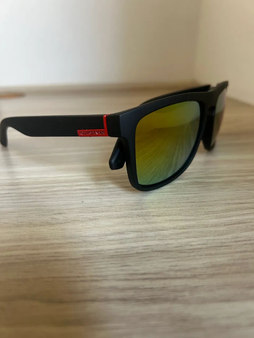 Óculos quiksilver ?novos?