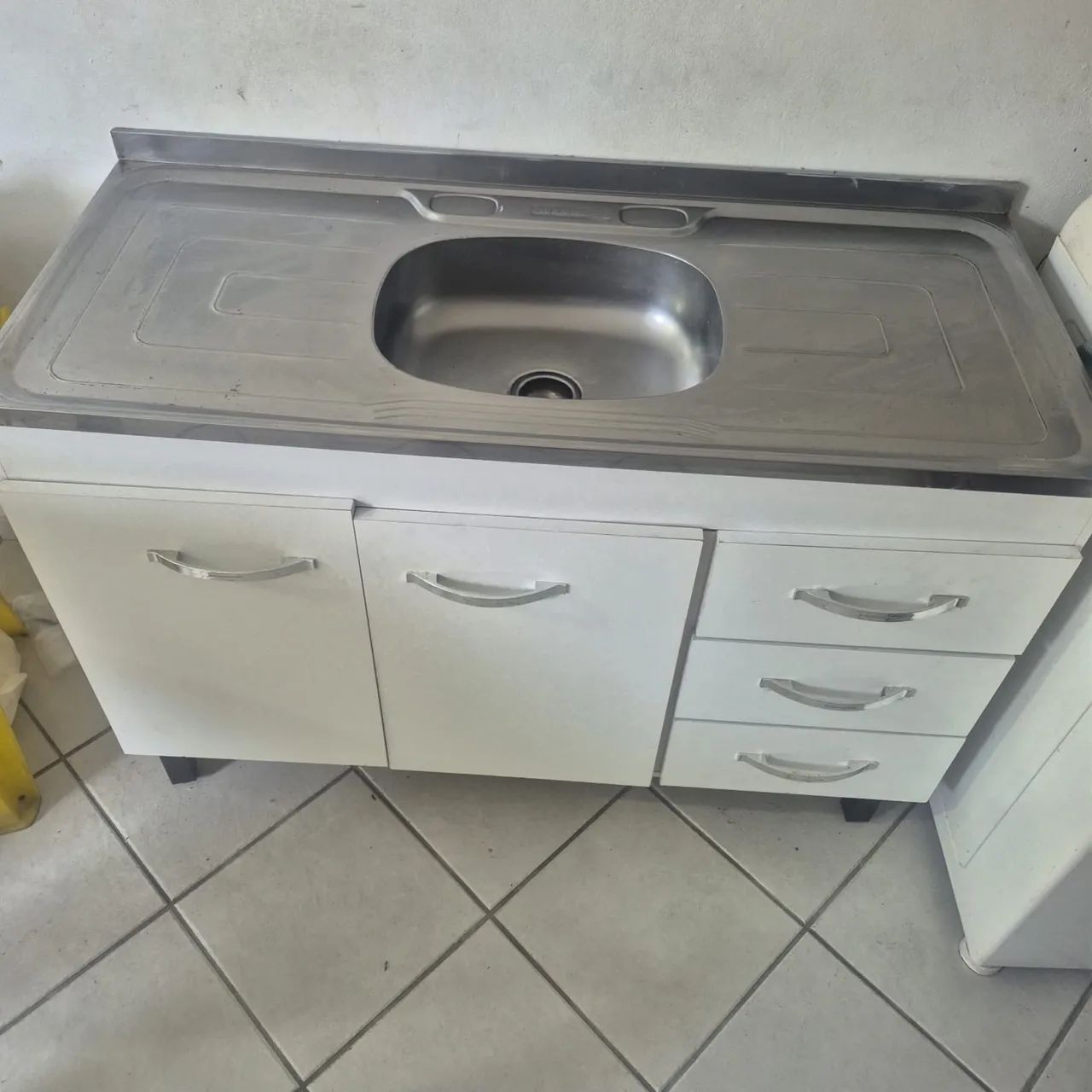 Móvel com pia de inox  - Foto 2