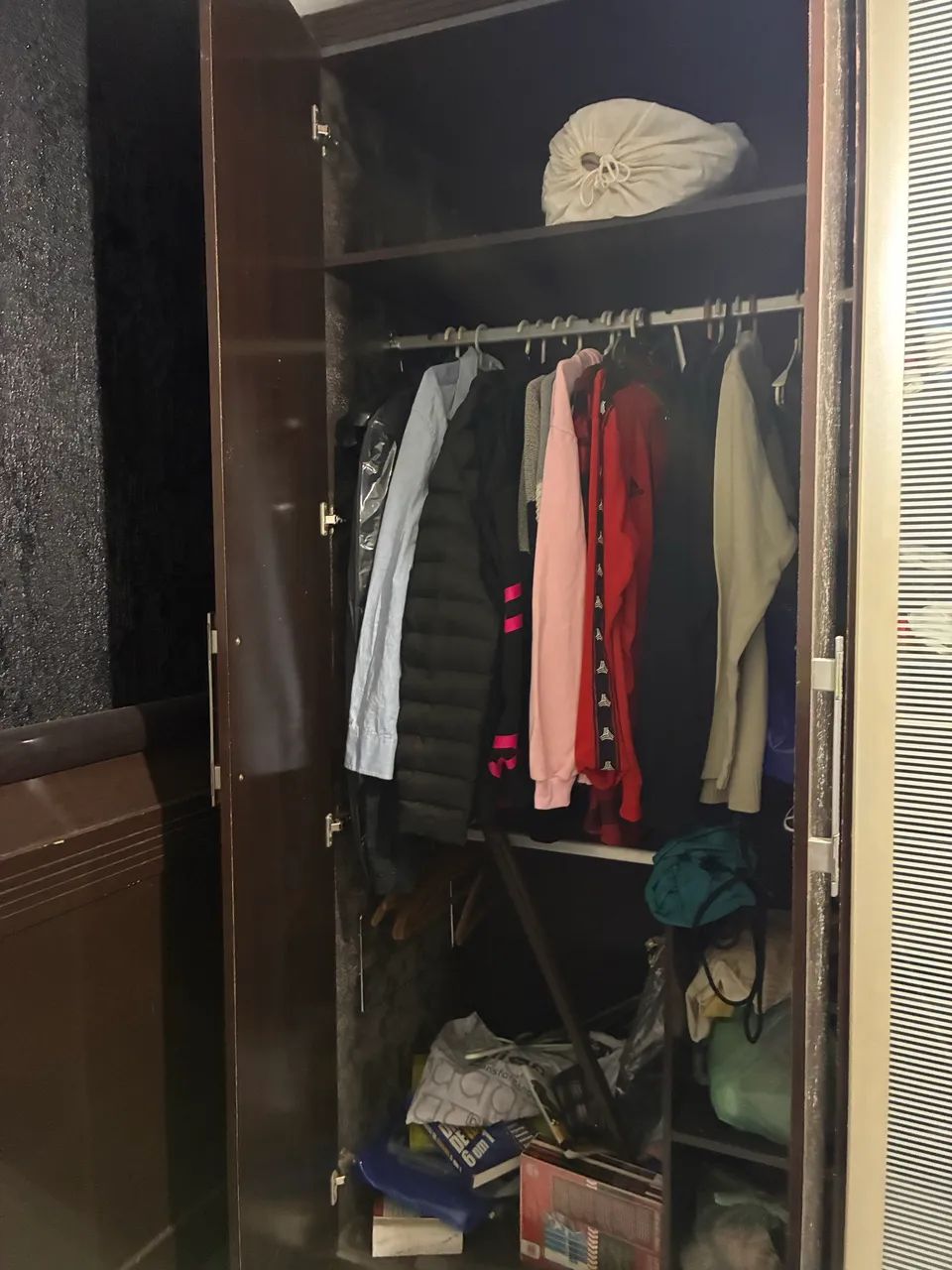 Guarda roupa 6 portas  - Foto 3