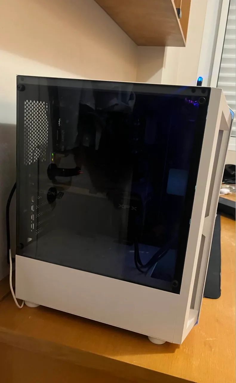 PC GAMER RX7600