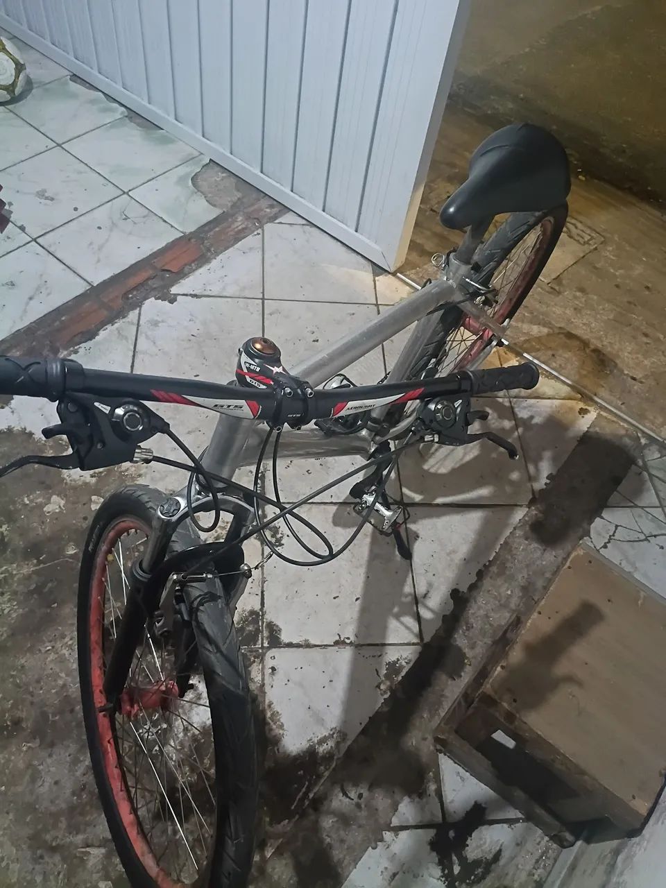 Bicicleta alumínio  - Foto 4