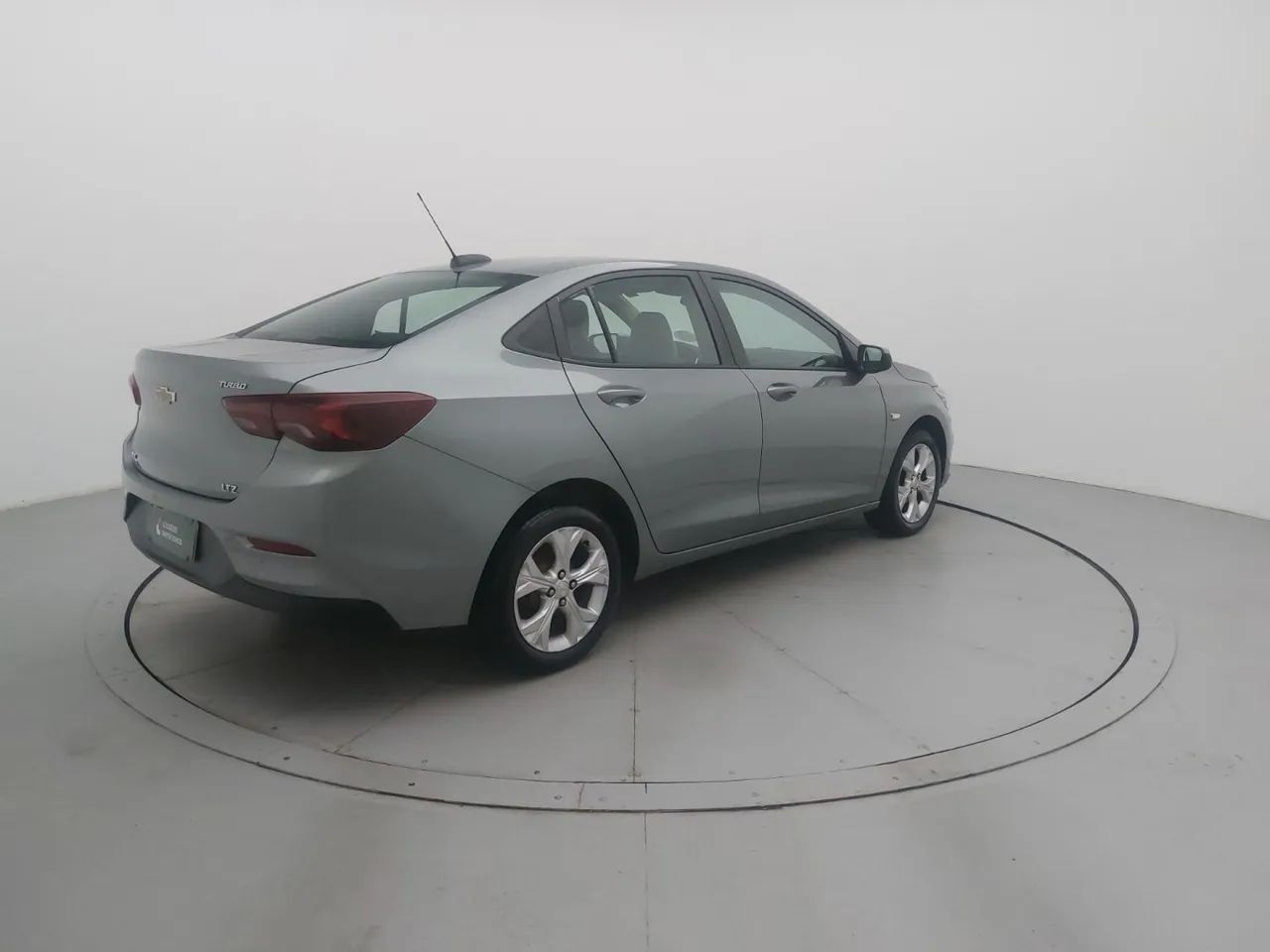 Chevrolet Onix Plus LTZ 1.0 12V TB Flex Aut. 4P, foto 5 de 18