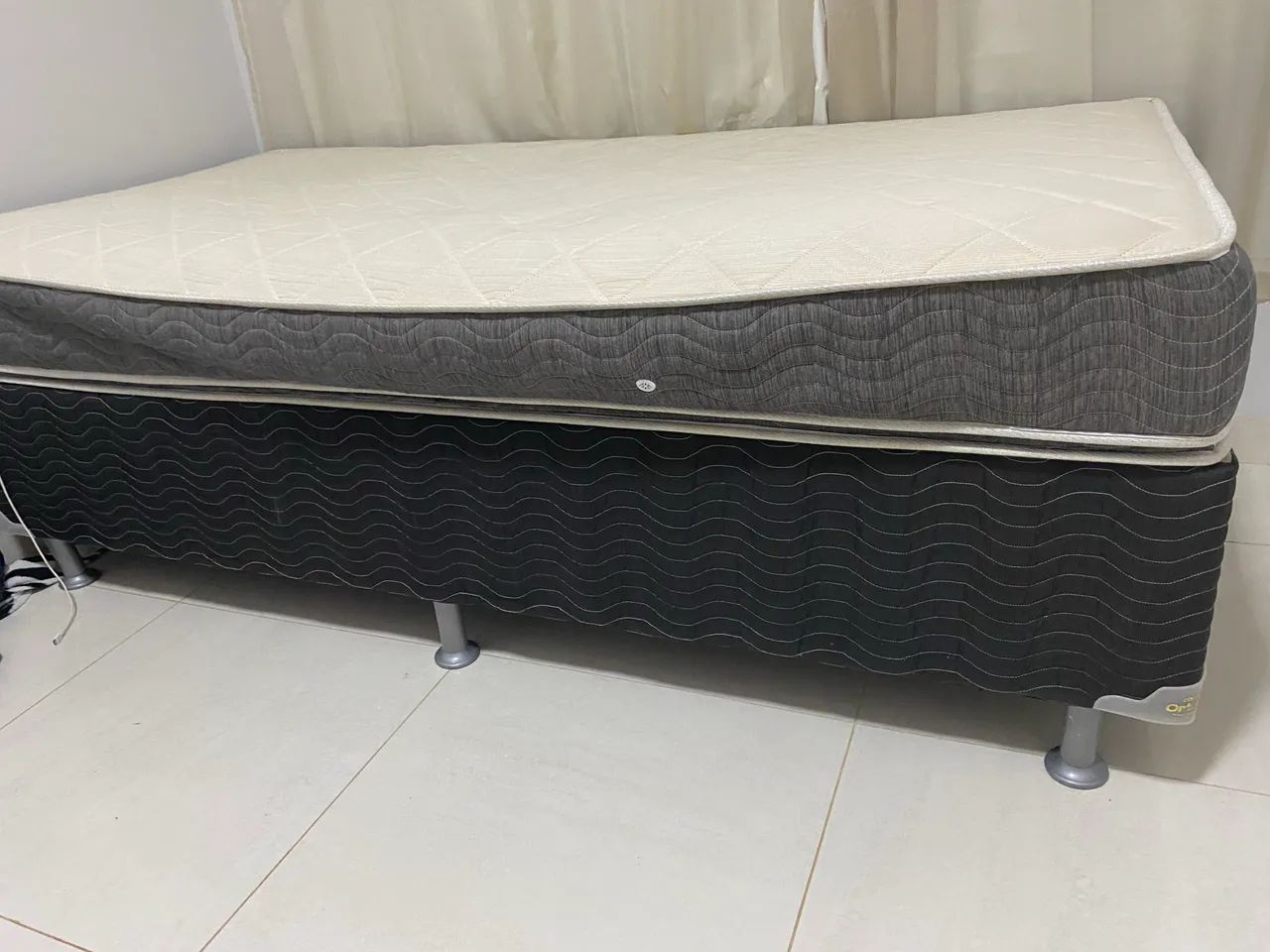 Cama Box Solteiro - Base + Colchão de Brinde