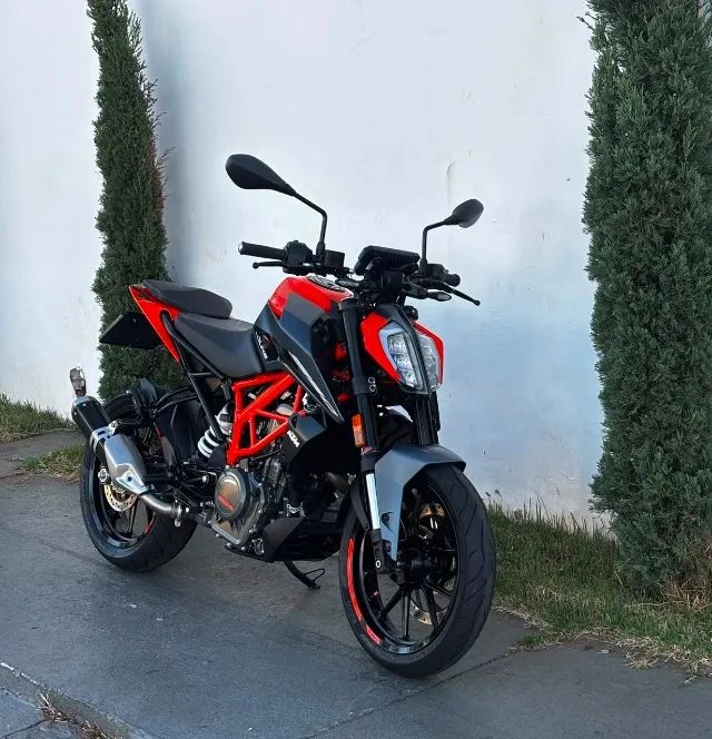 KTM DUKE 390  2024
