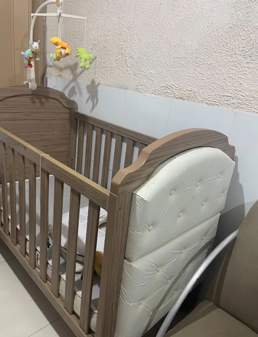 Berço estofado 65060621765762121