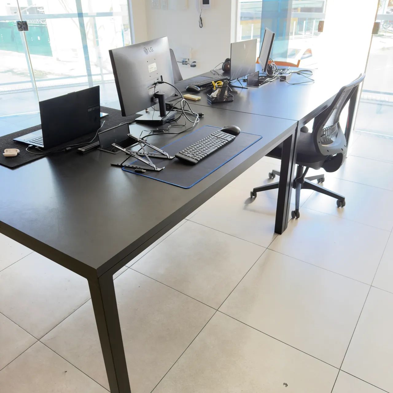 Mesa escritório 150x120 (2 unidades)