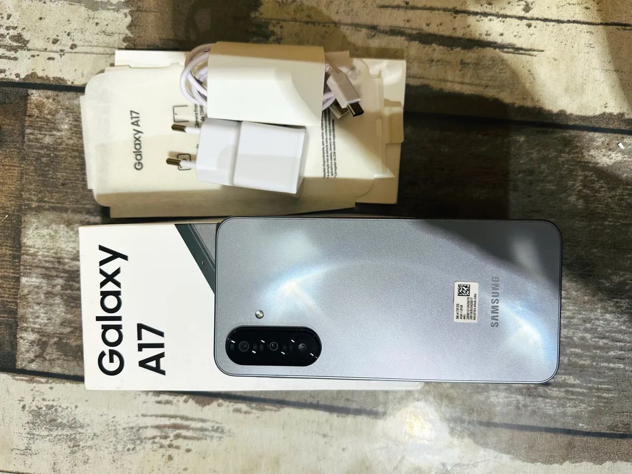 Samsung A17 - Foto 2