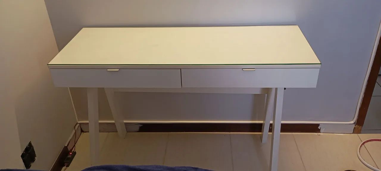 Mesa de escritório/ Penteadeira