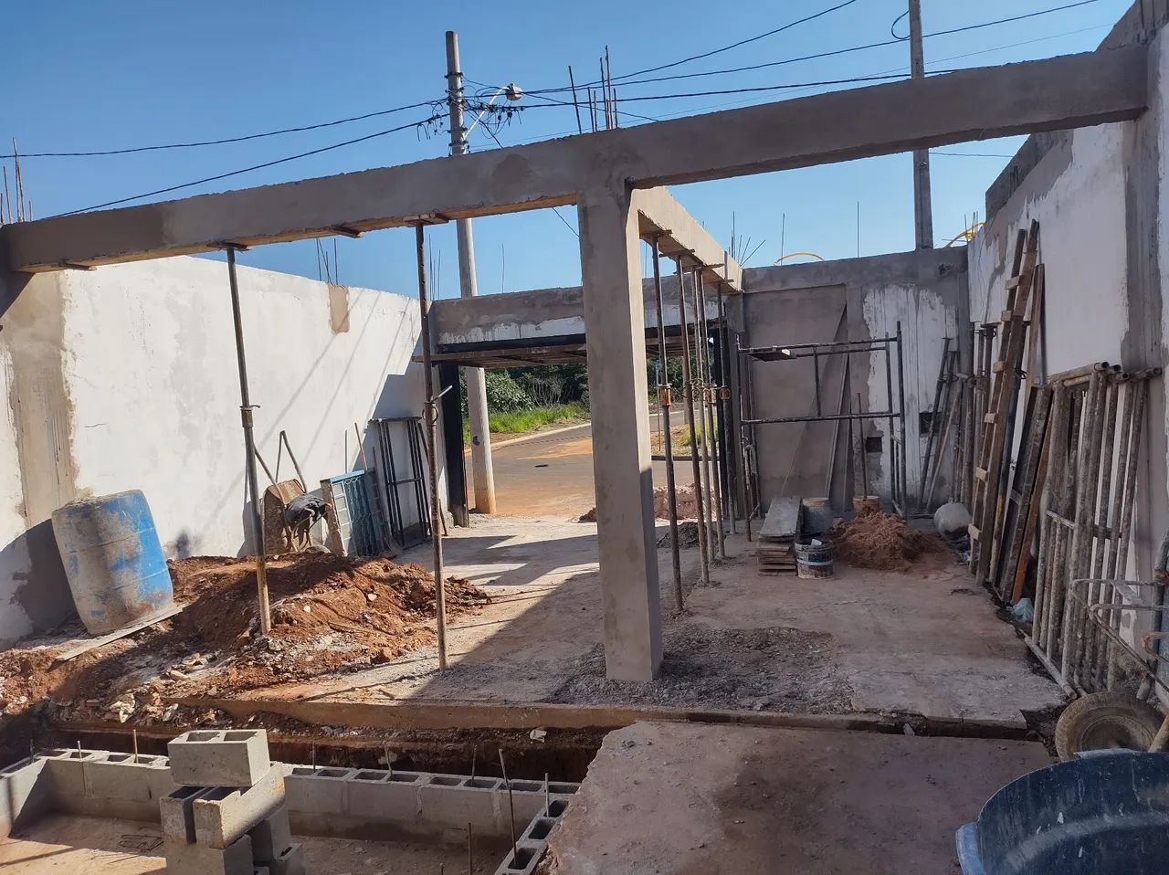 Eu trabalho com reforma e faço casas do alicerce ao acabamento em gerais  - Foto 3