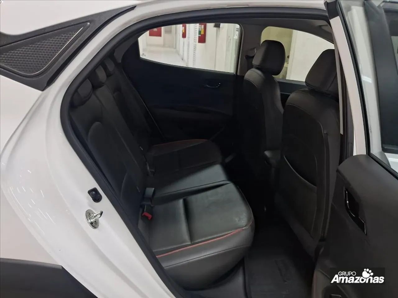 Hyundai HB20X Diamond 1.6 Flex 16V Aut., foto 18 de 20