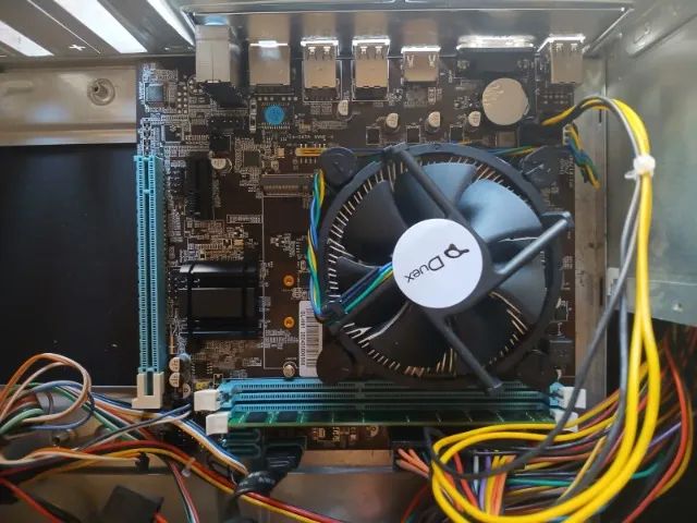 Kit Intel Pentium G2020 - Soket 1155 - Foto 2