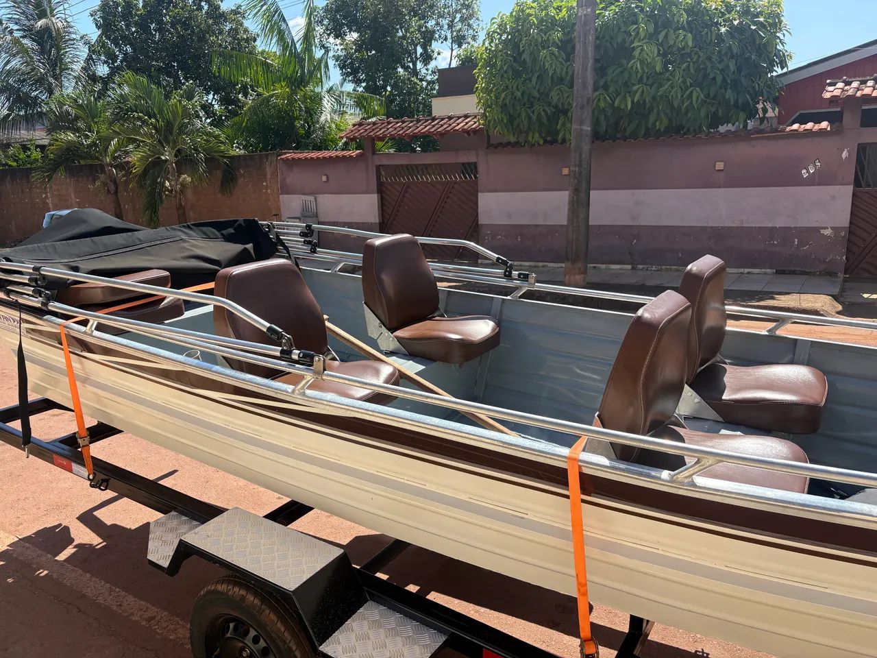 Vendo barco com motor e carroça  - Foto 3