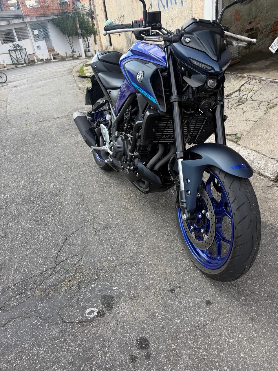 Moto Mt 03 impecável !