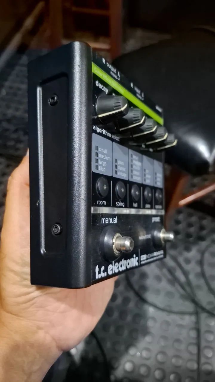 Pedal Nova Reverb T.C. Eletronic - Equipamentos e Acessórios de