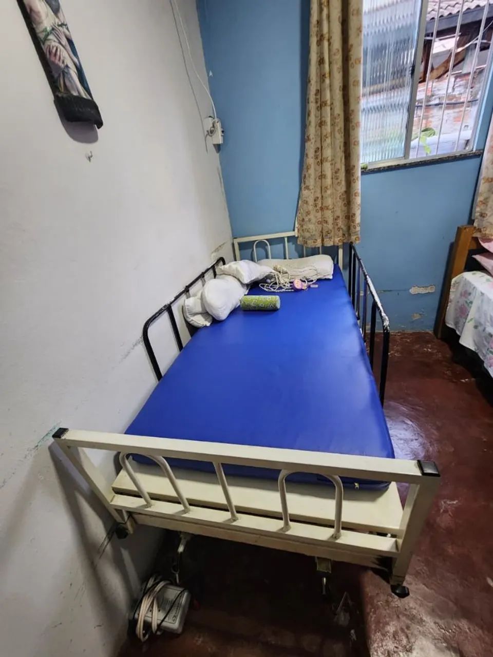 Cama hospitalar usada - Foto 2
