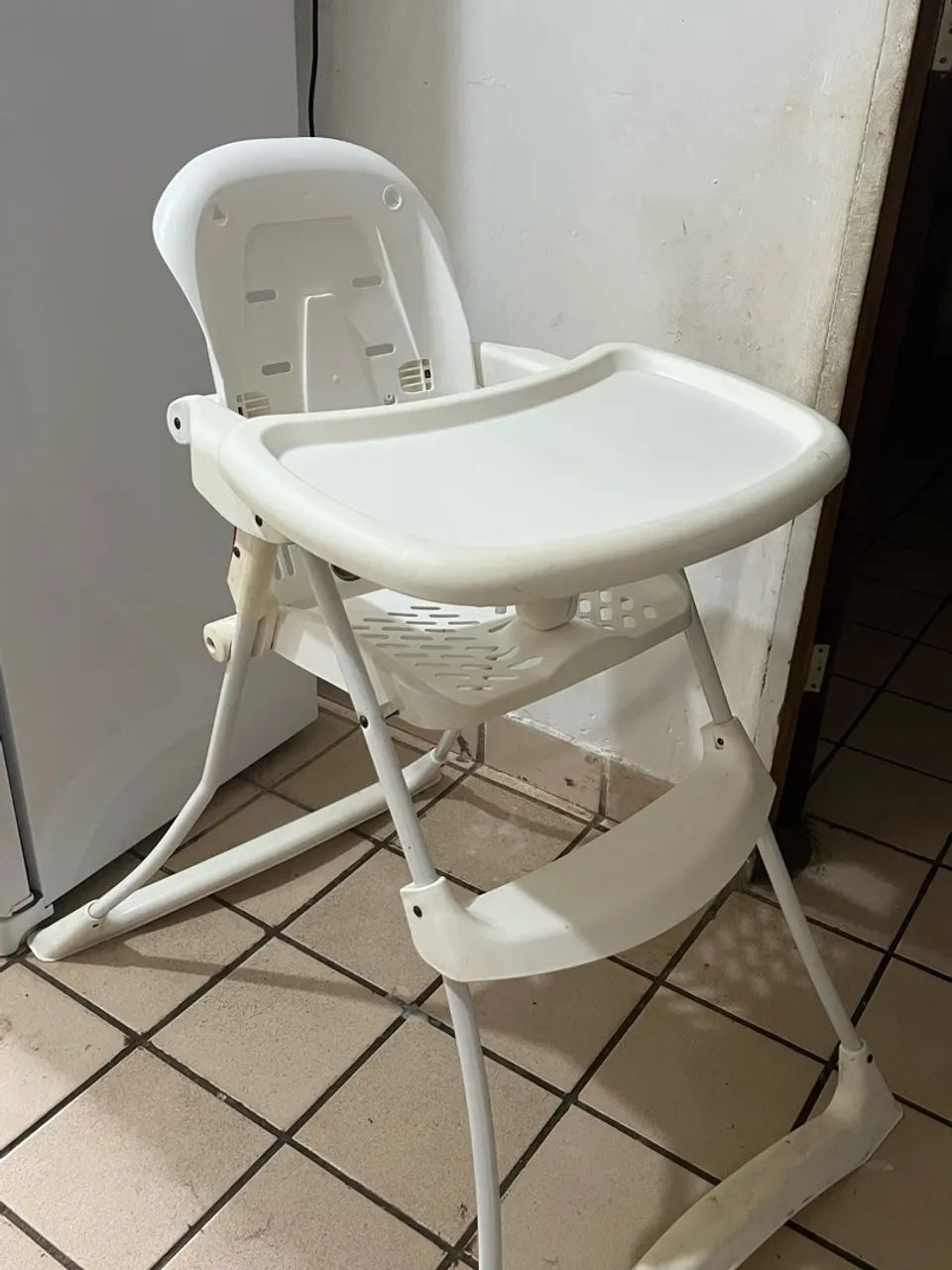 Cadeirinha de alimentação 