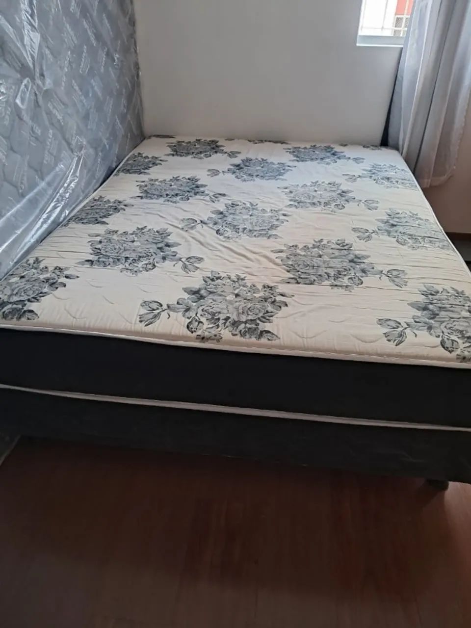 Cama box