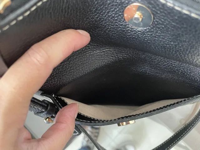 Bolsa Corello em Couro Preto - Foto 4