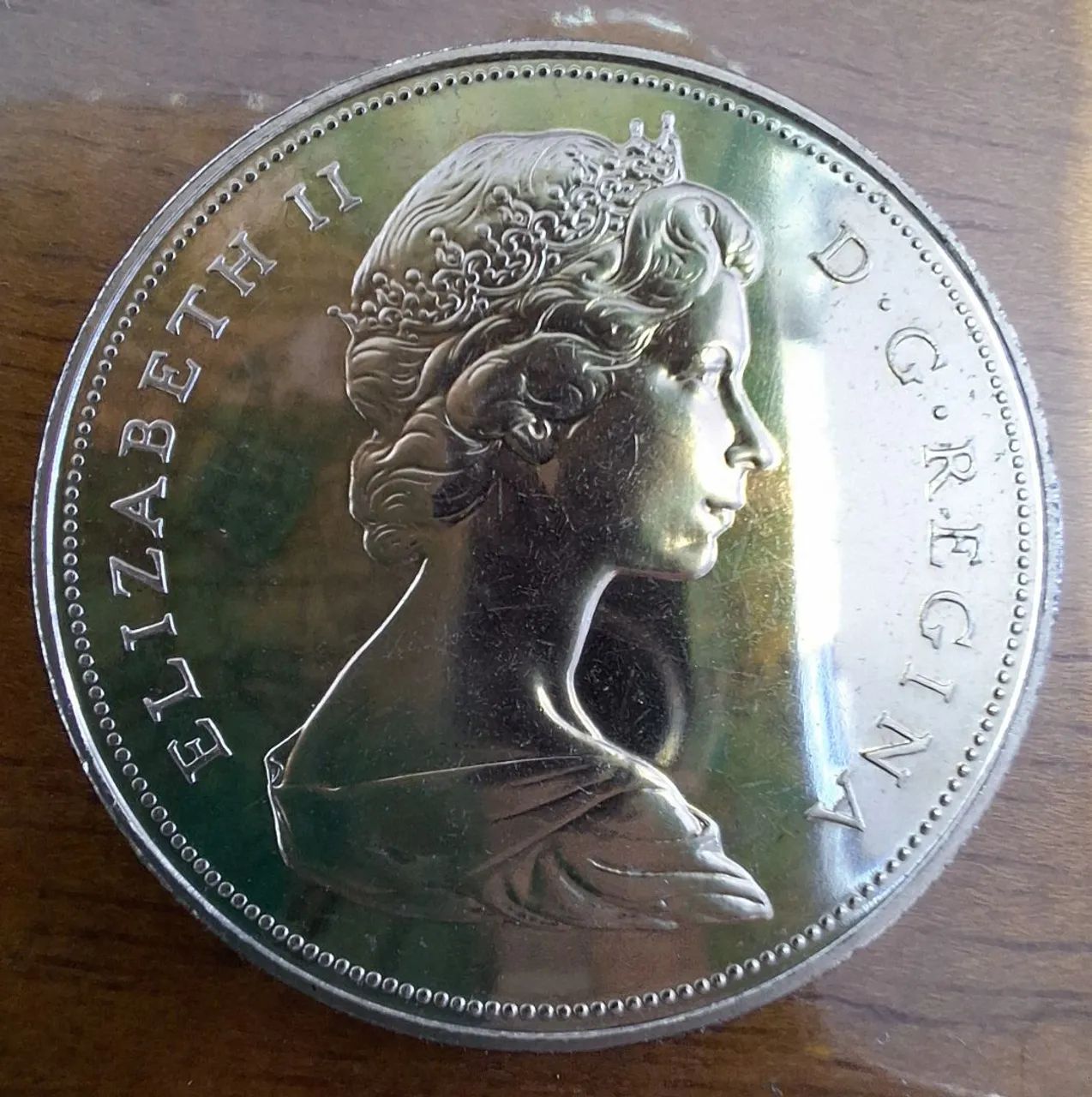 Moeda Canadá 32,13mm - Foto 2
