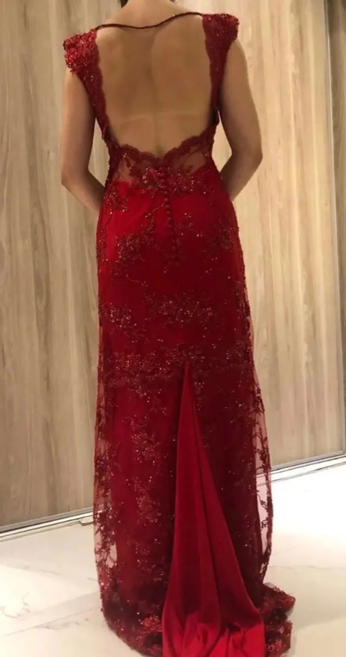 Vestido longo vermelho em pedrarias - Foto 4