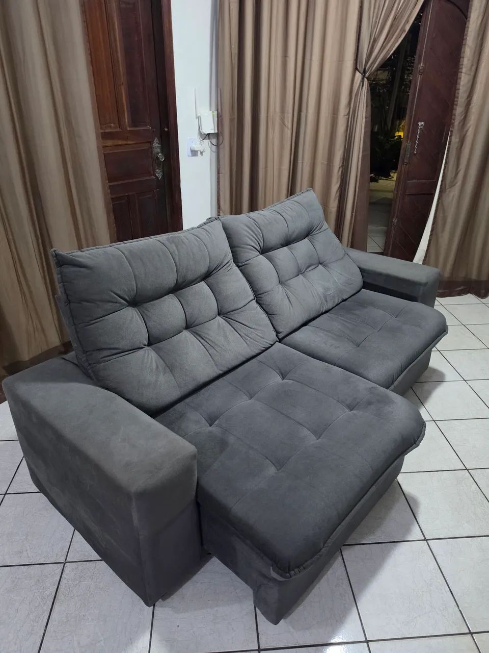Sofá Retrátil + Rack Para Sala