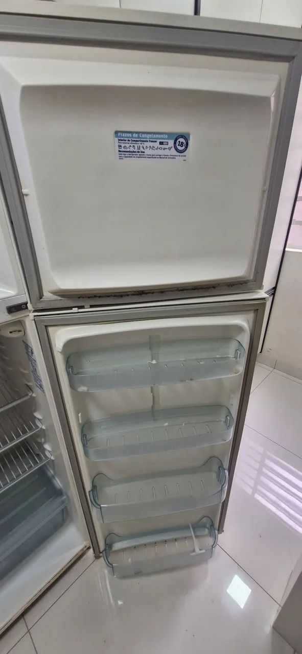 Geladeira top ótimo estado - Foto 2