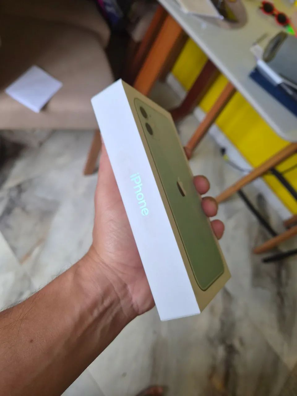 Caixa Iphone 11 verde - Foto 3