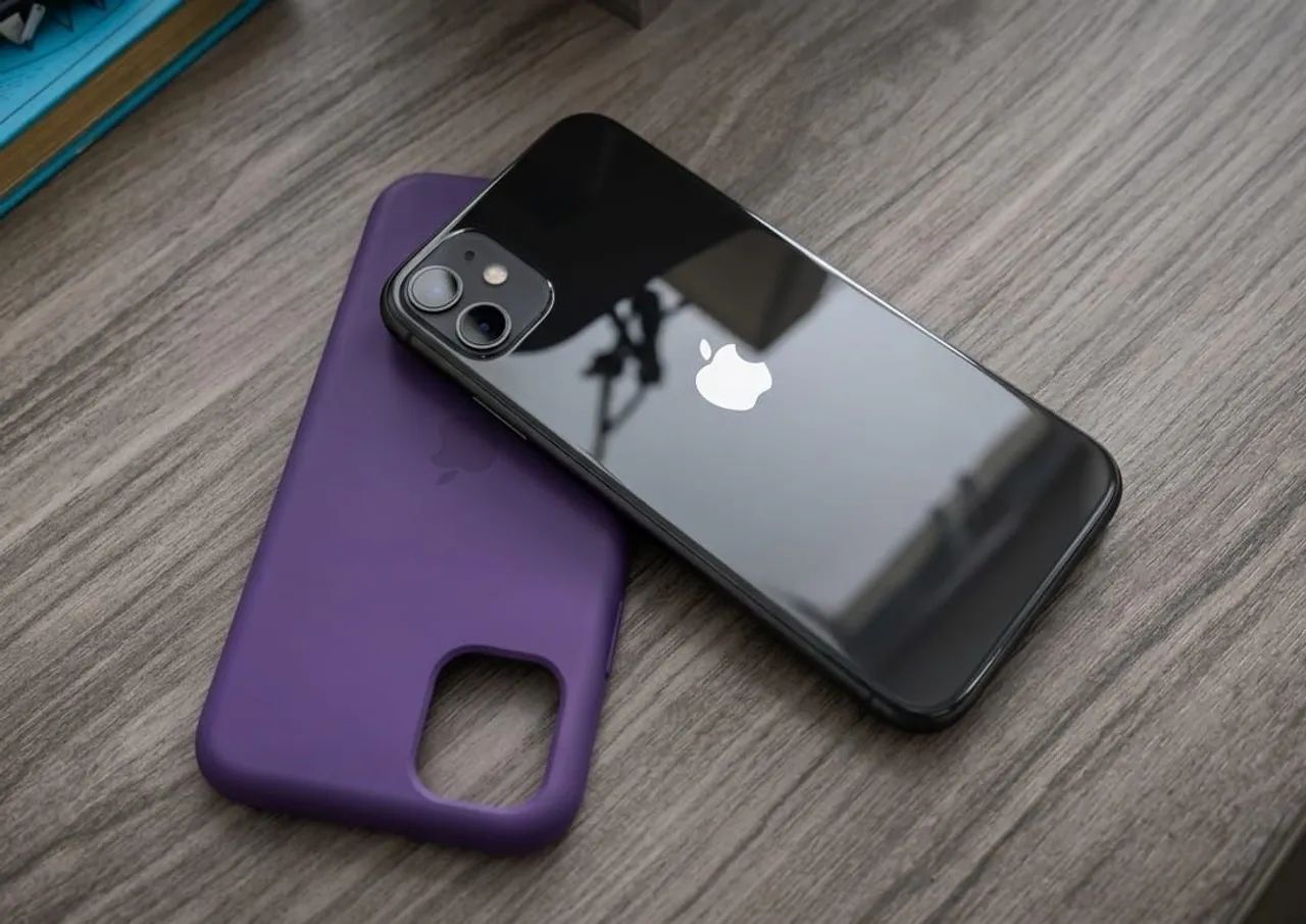 IPHONE 11 128 GB - Foto 2