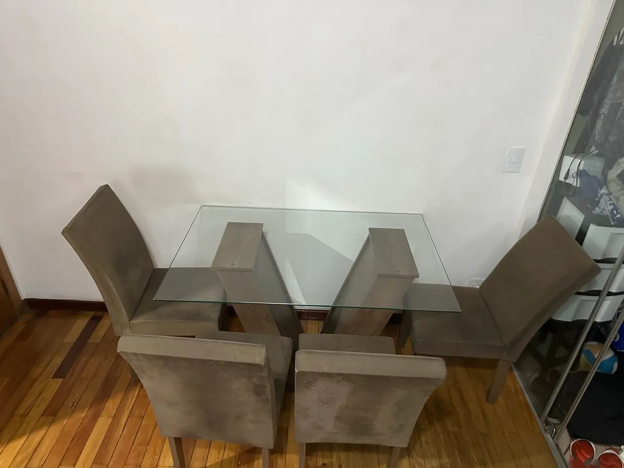 Mesa 120x80 c/4 cadeiras de tecido  - Foto 2