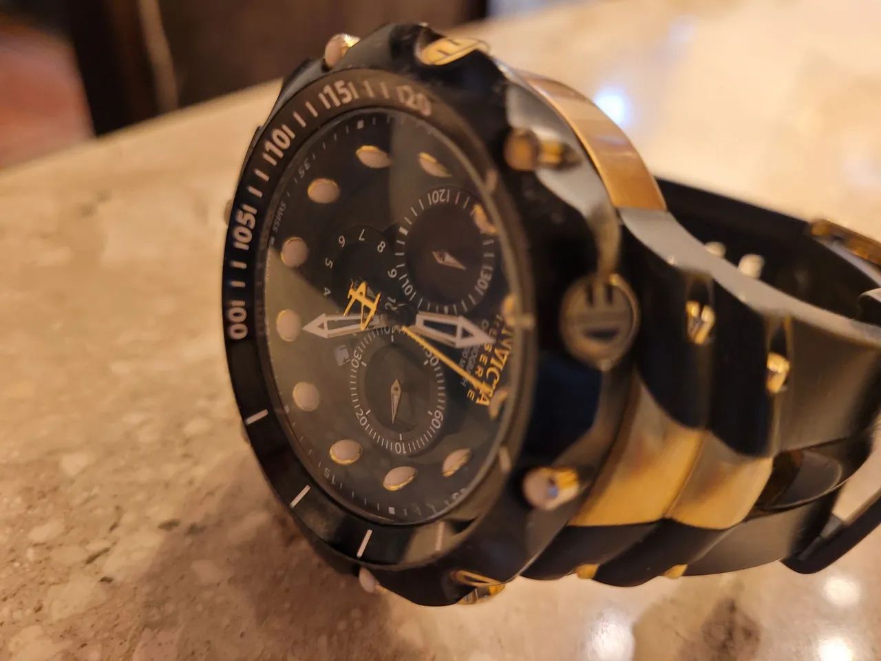 Vendo relógio Invicta Venom 