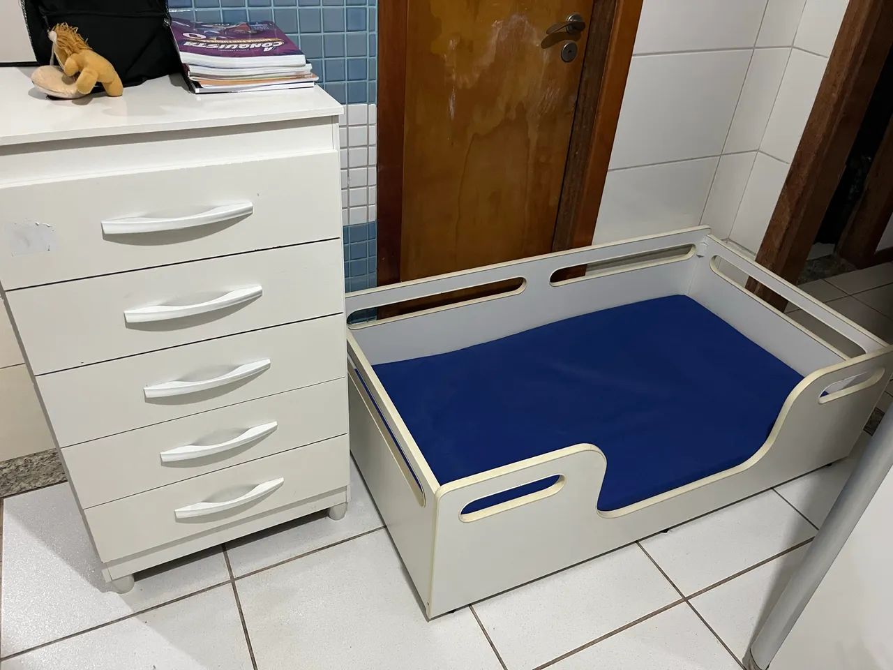 Cama infantil + cômoda  - Foto 5