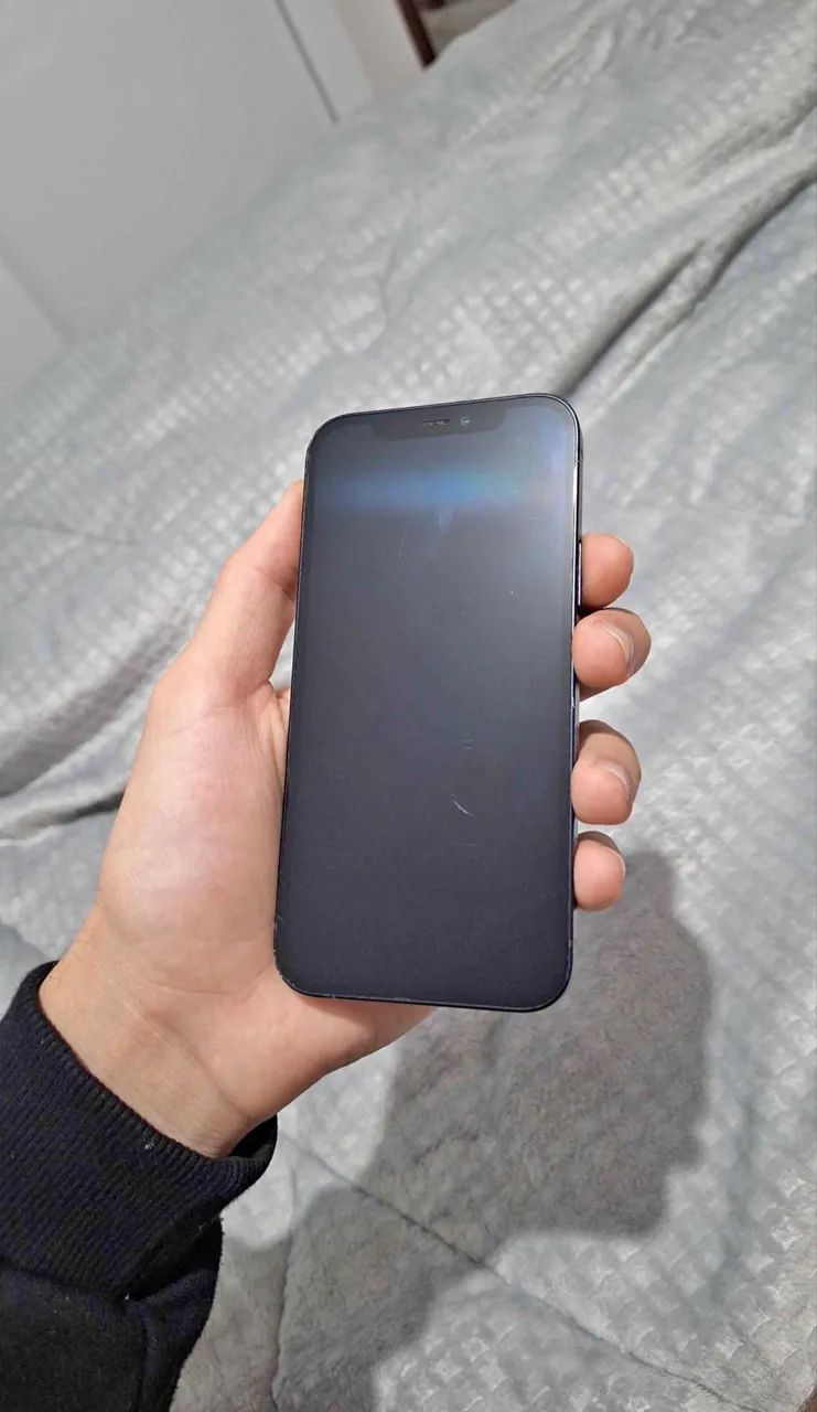 iPhone 12  - Foto 2