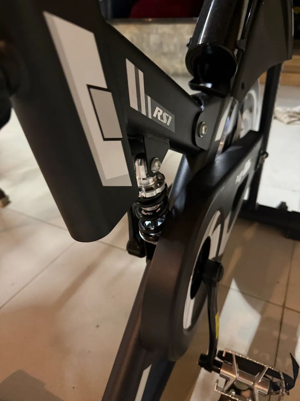 Bicicleta ergométrica magnética  - Foto 3