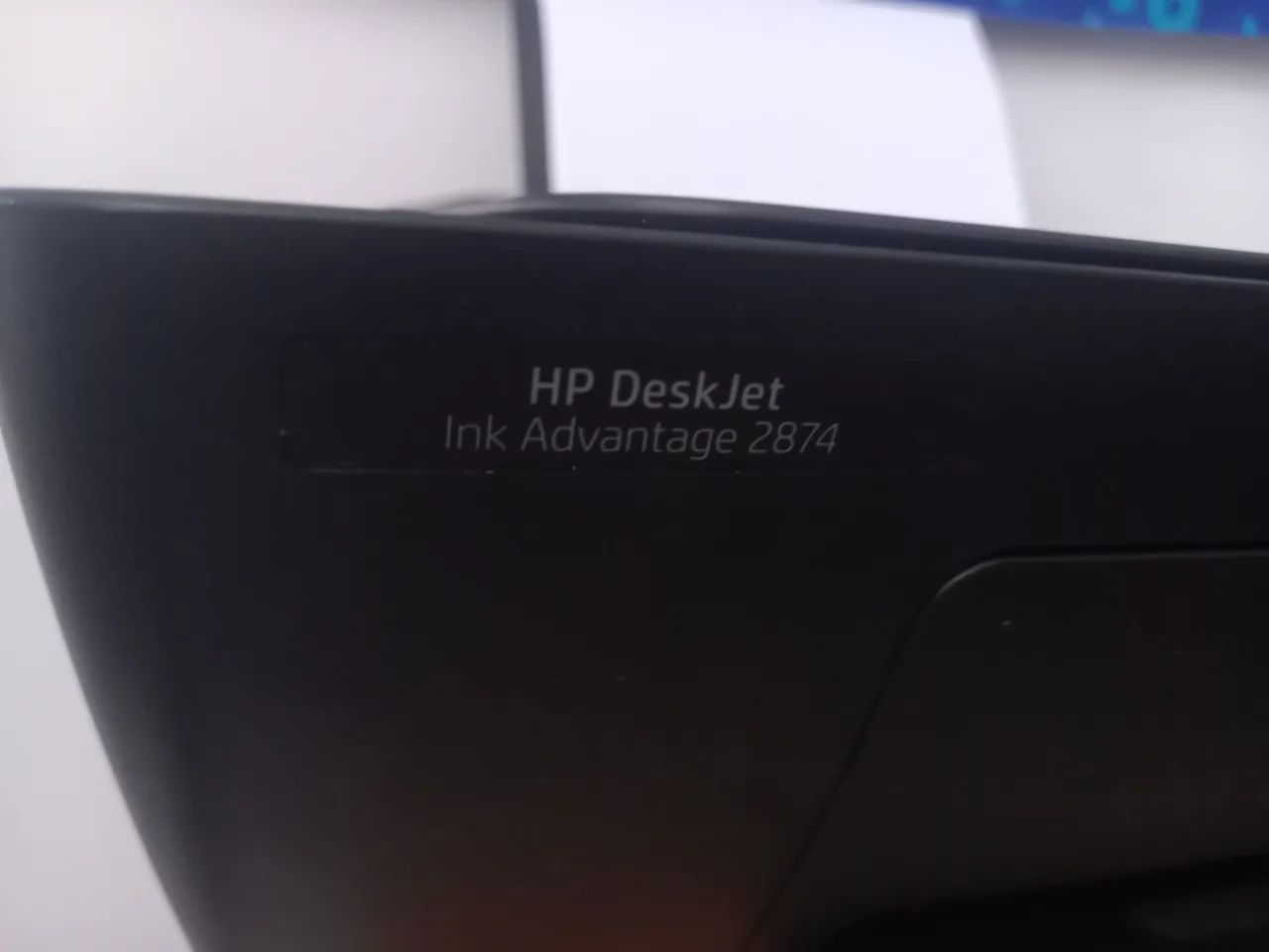 Impressora HP DeskJet Ink Advantage 2874 - Foto 3