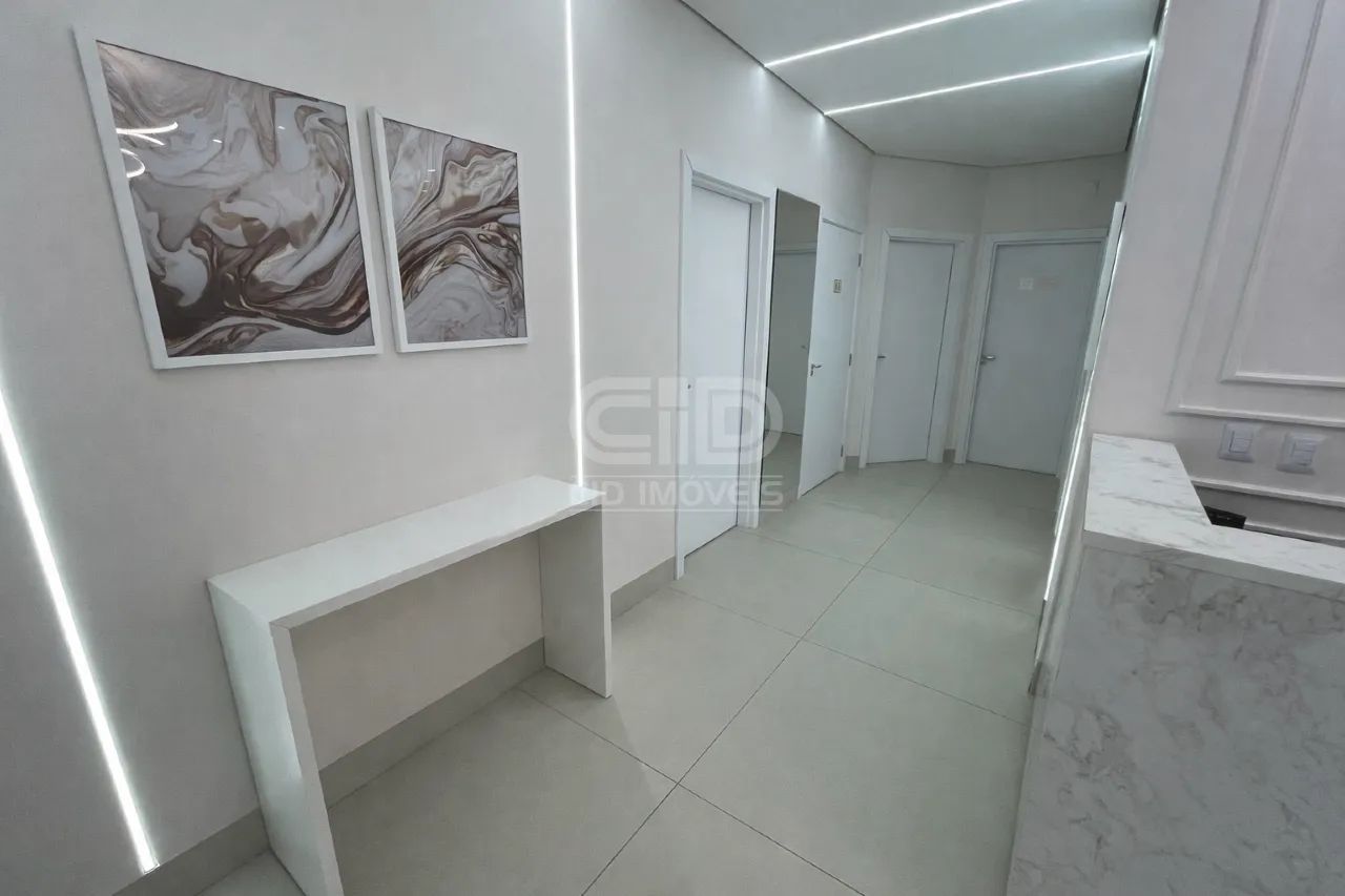 Casa Comercial à venda com 5 salas no bairro Jardim Itália - Foto 4