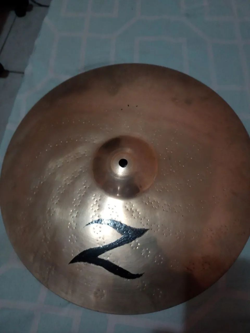 Prato Zildjian medium crash de 16