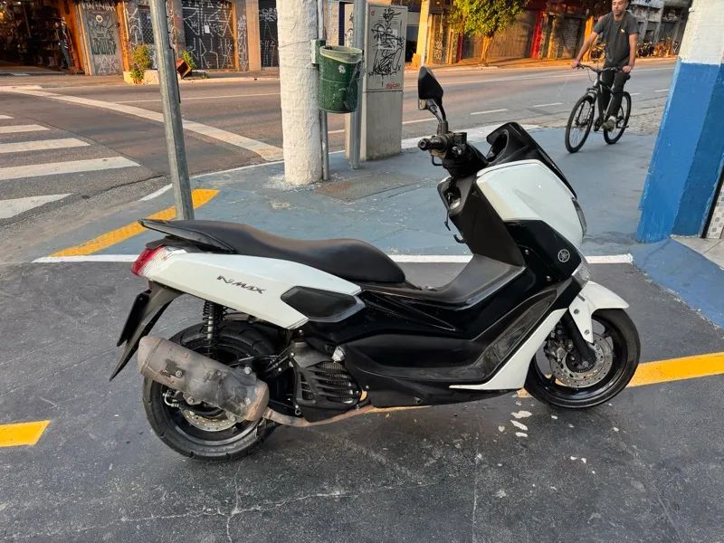Yamaha NMax 160 cc  - Foto 2