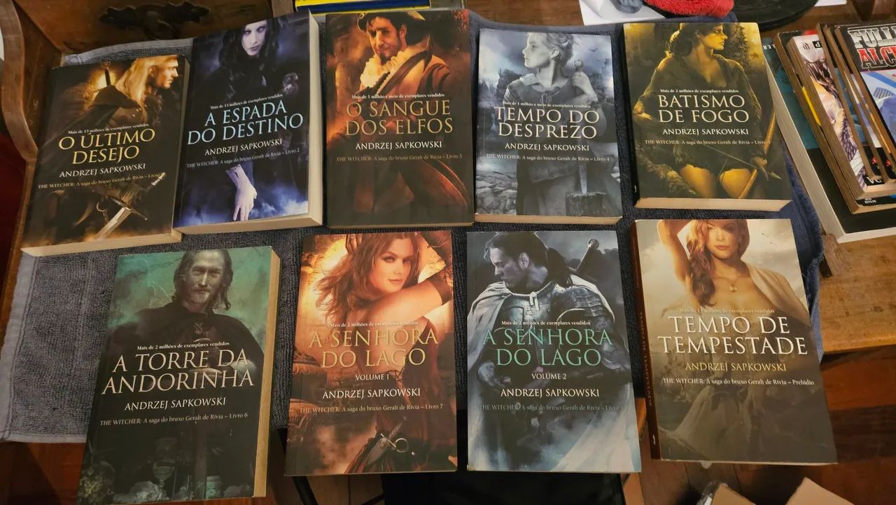 Conjunto The Witcher Livros completo 9 volumes