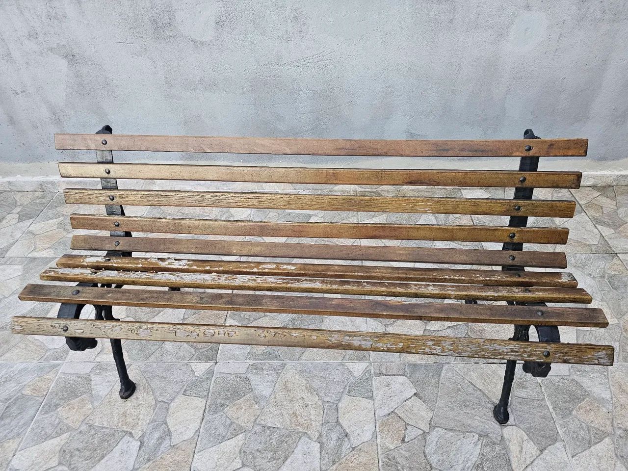 Banco para jardim em ótimo estado