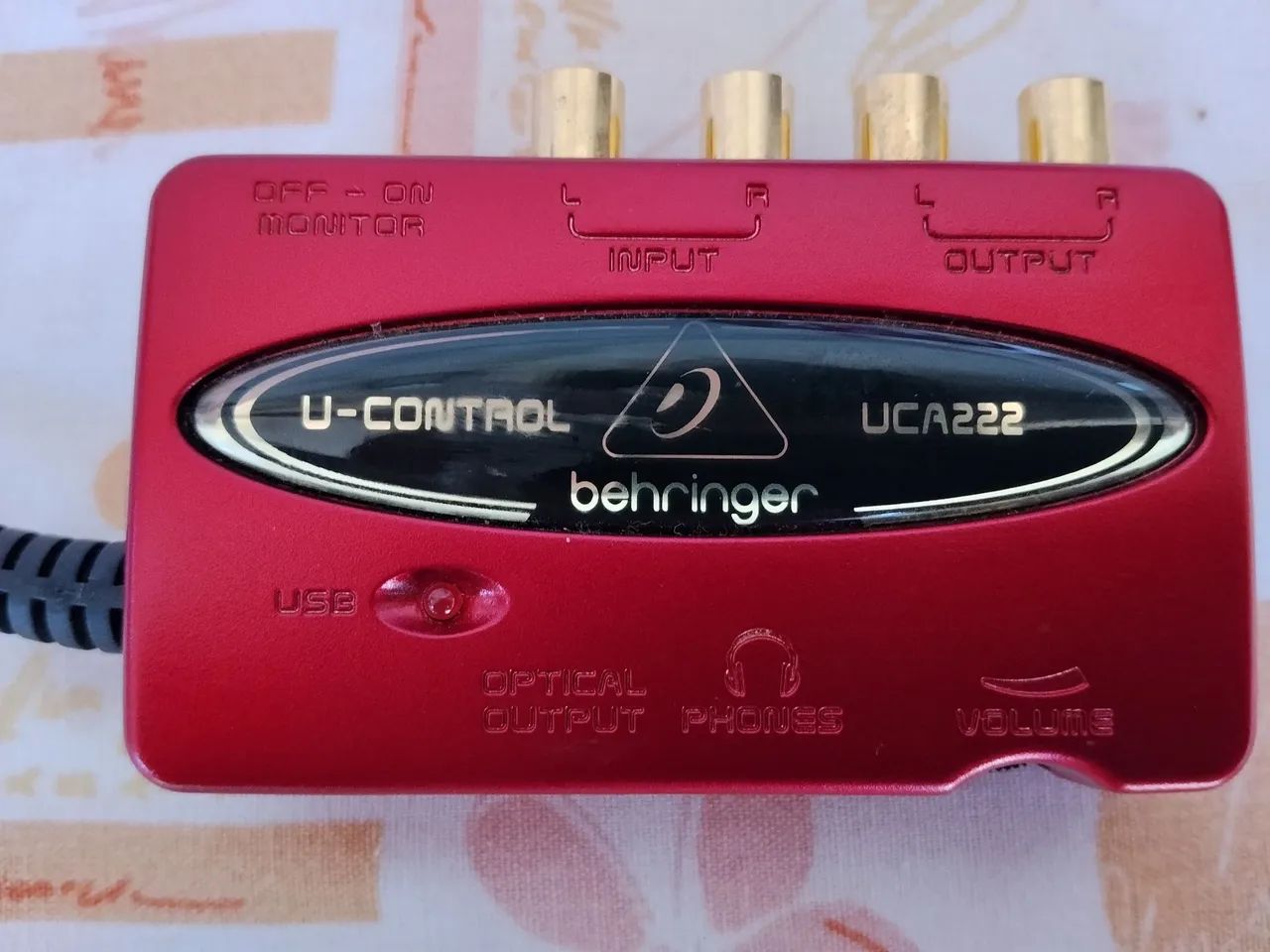 Interface De Áudio Behringer UCA222 + Cabo RCA (Estado De Zero)