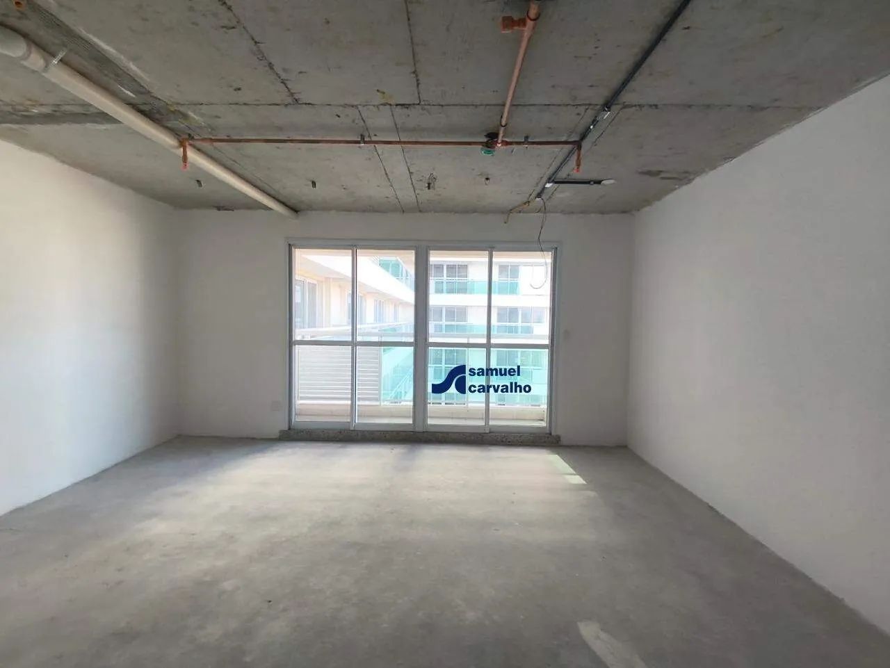 Conjunto comercial 47 m2 de área construída varanda 01 wcs 01 vaga próximo metrô barra fun - Foto 4