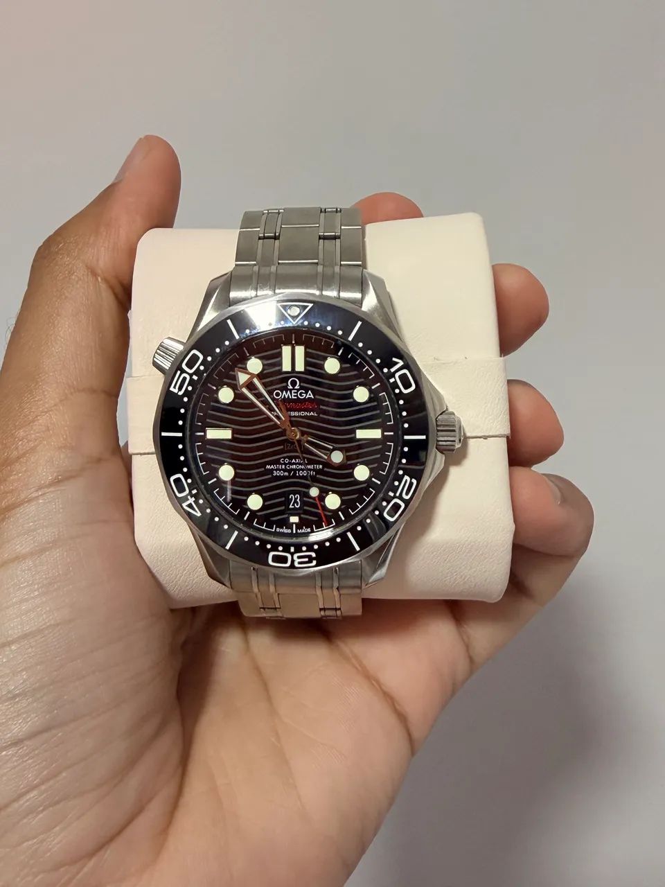 Omega  - Foto 2