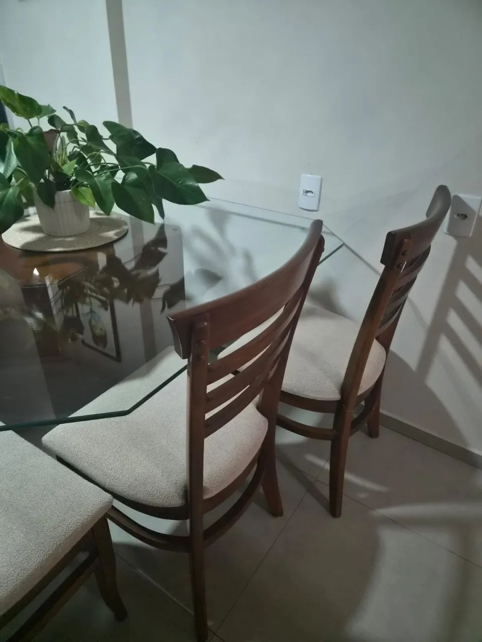Mesa de jantar com 6 cadeiras  - Foto 2