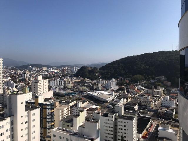Excelente Apartamento no Centro de Balneário Camboriú - 03 Suítes sendo uma Master - Novo - Foto 3
