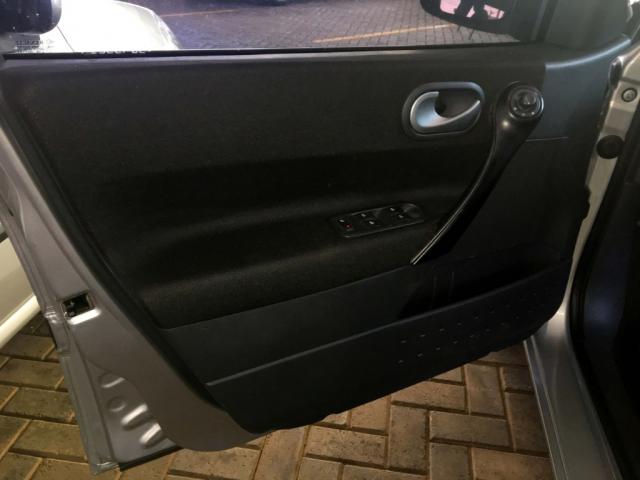 RENAULT MEGANE SEDAN EXPRESSION HI-FLEX 1.6 16V - Foto 10