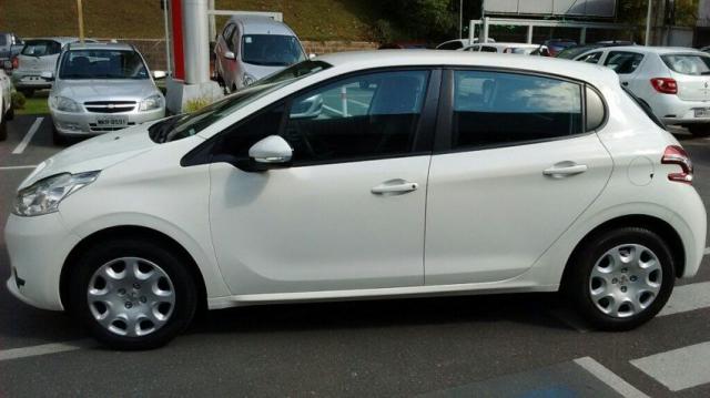 PEUGEOT 208 ACTIVE 1.5 8V FLEX Branco 2014/2015 - Foto 9