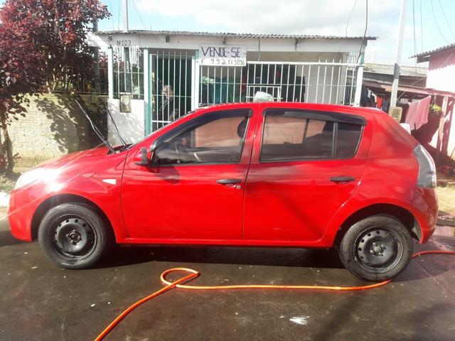 Sandero completo 1.0