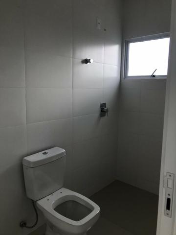 Apartamento meia praia 2 suítes com 2 vagas novo - Foto 2